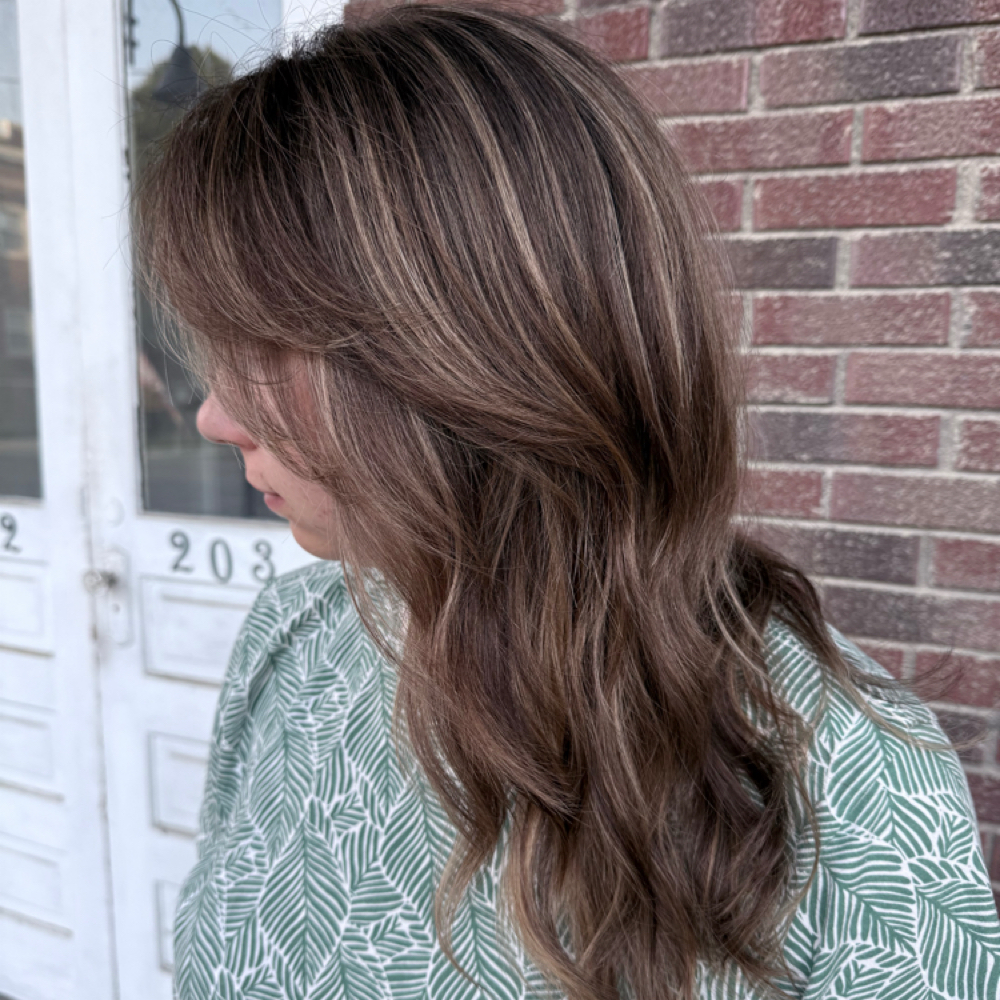 Shampoo & Blow Out at Hair Like Hope in Kokomo, IN