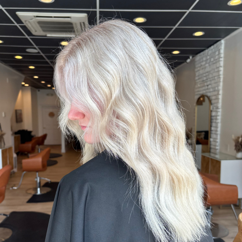 MINI BLONDING at Brooke Kenzie + Co Beauty Lounge in Lawrenceburg, IN