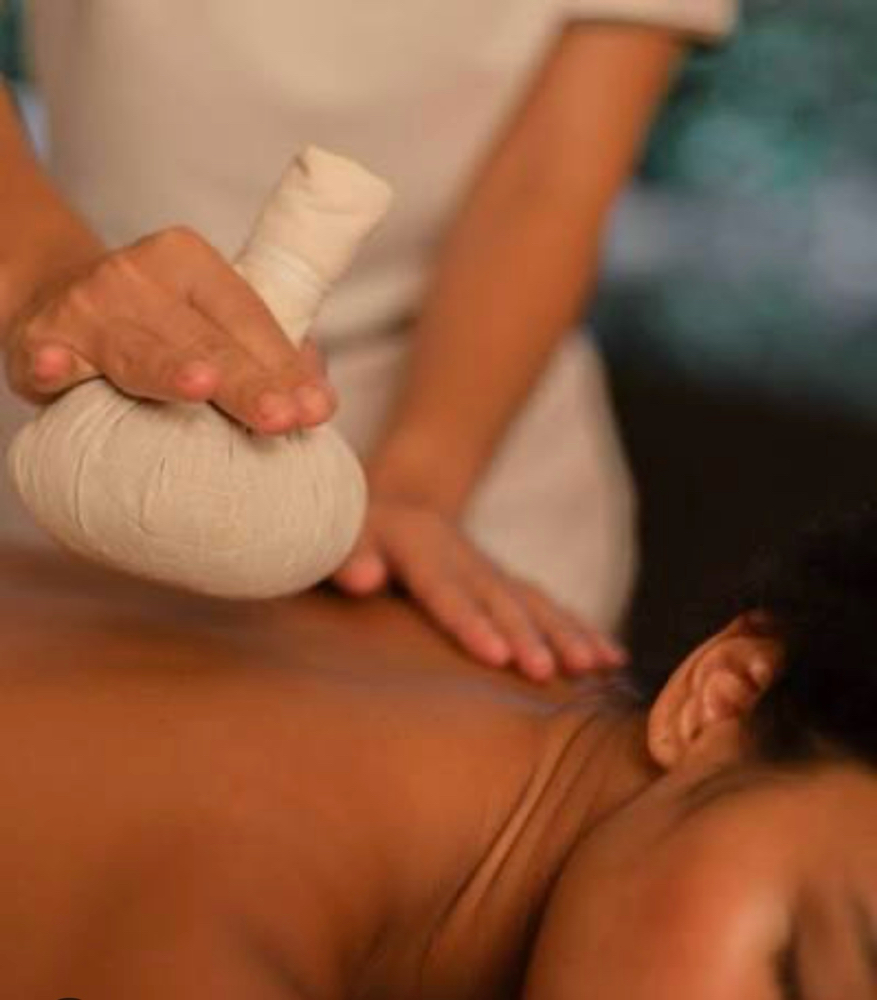 Thai Herbal Compress Massage