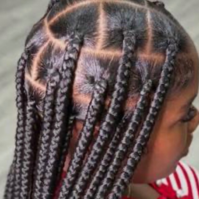 Large Knotless at Neiya Janey Beauty in Hagerstown, MD
