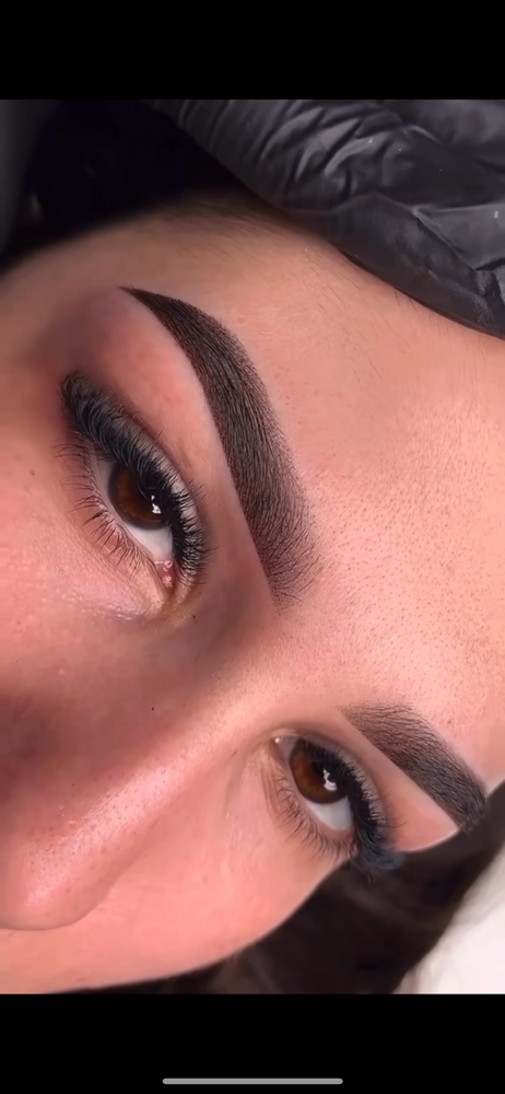 Ombré Brows (Touch-up Free)