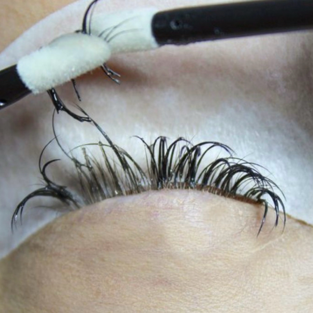Lash Removal at C Beauty Bar Aesthetic in Abilene, TX