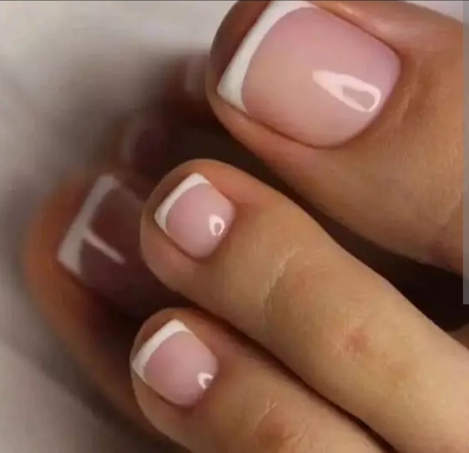 French Tip Toes