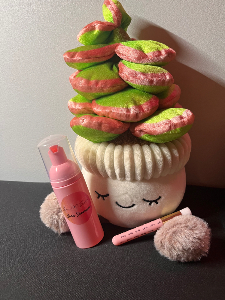 Lash Shampoo