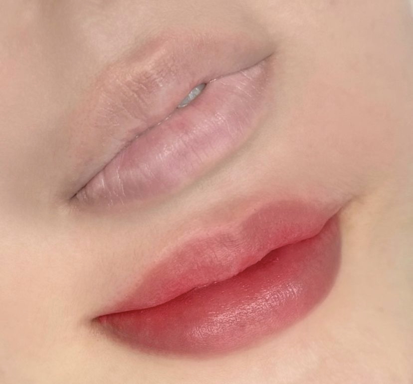 Lip Blushing
