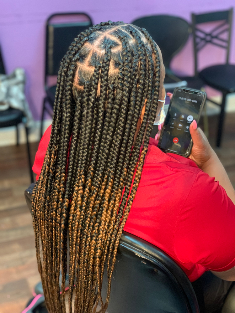 Medium Knotless Braids