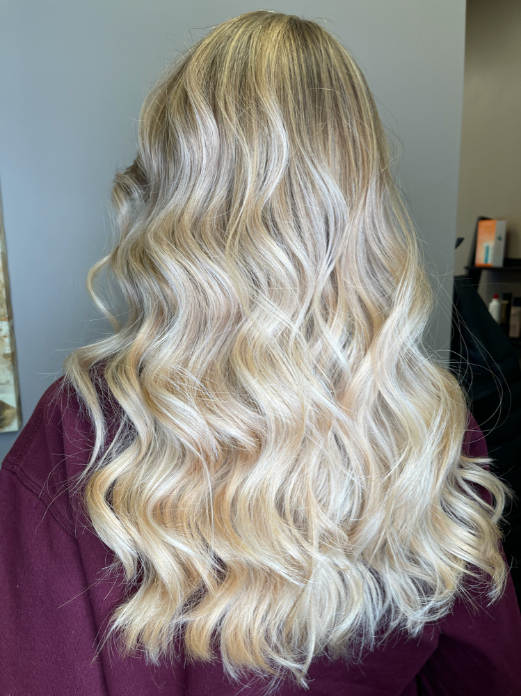 Speciality Foil/Blonding Session