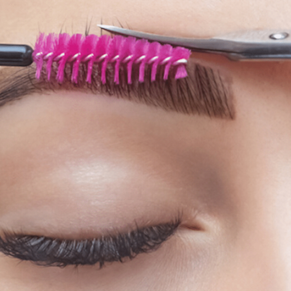 Brow Trim at Sol Esthetics in Chicago, IL