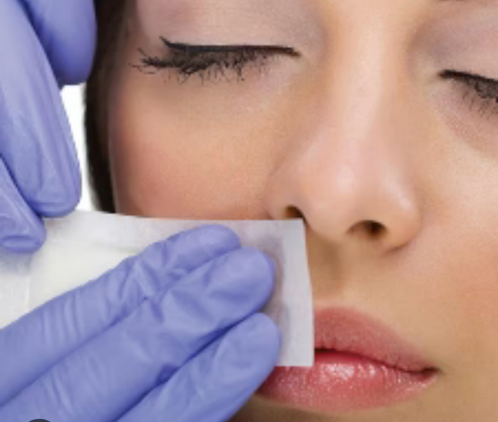 Upper Lip Wax
