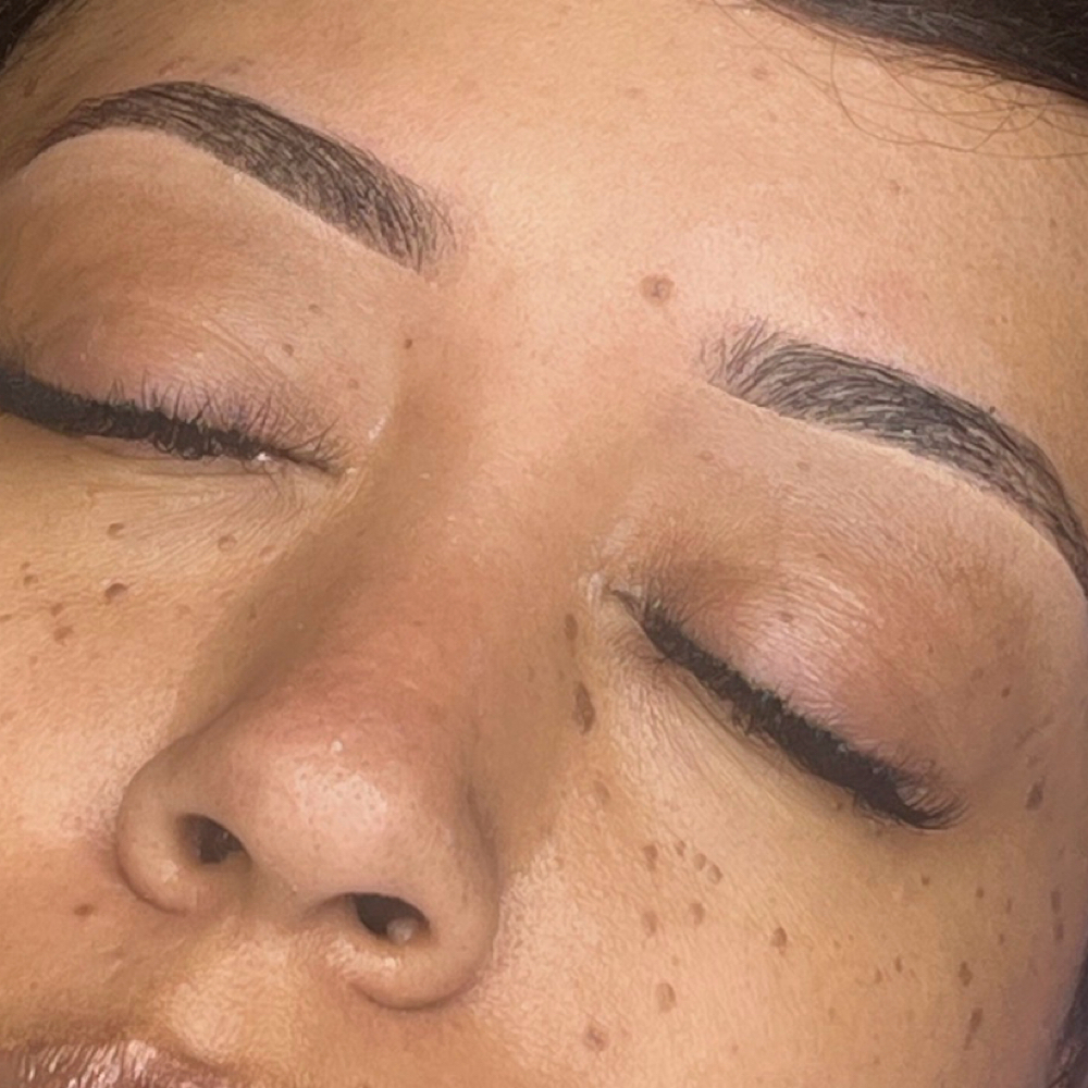Henna Brows + Wax at Beauty Glow in Columbia, MO