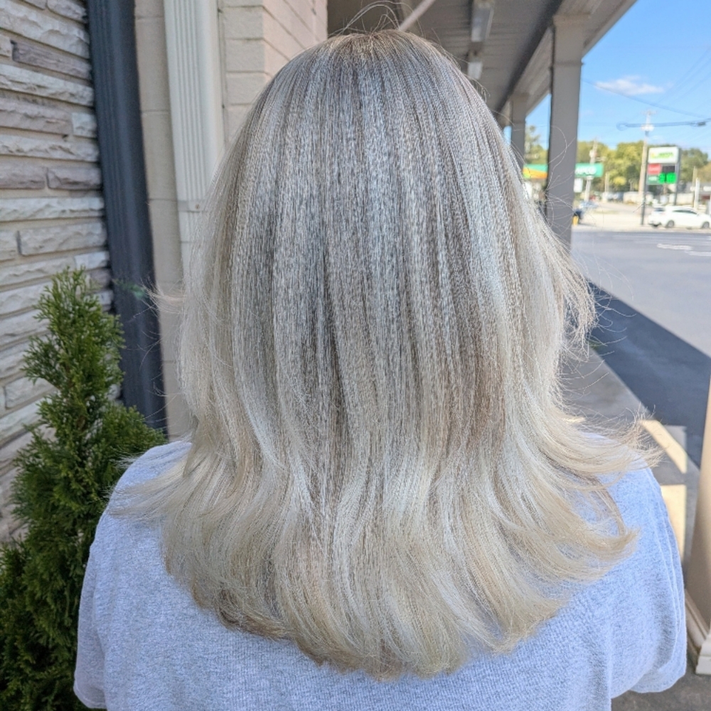 Wash&Blowout at Haley Morgan Hair in Tullahoma, TN
