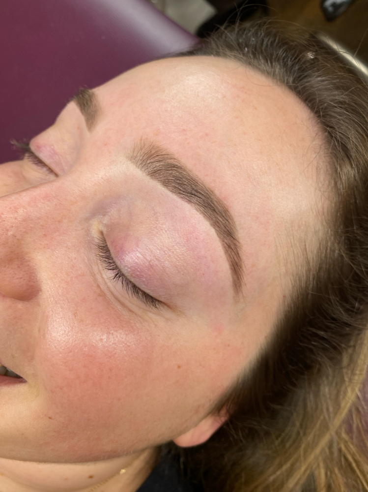 Brow Shaping & Style