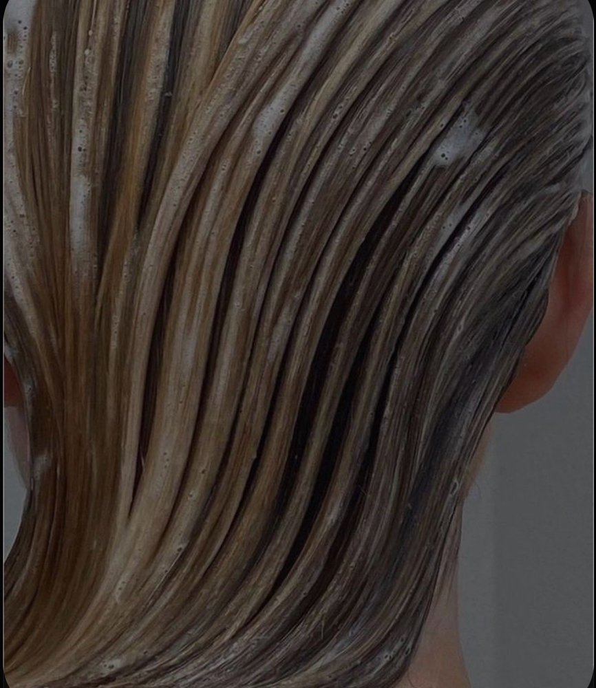 Shampoo and Style