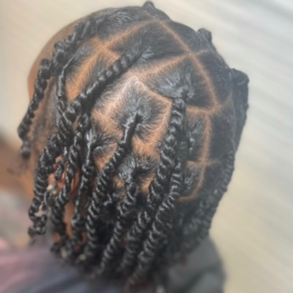 Mens Singles / Twist at Nikki The Stylist in Elk Grove, CA