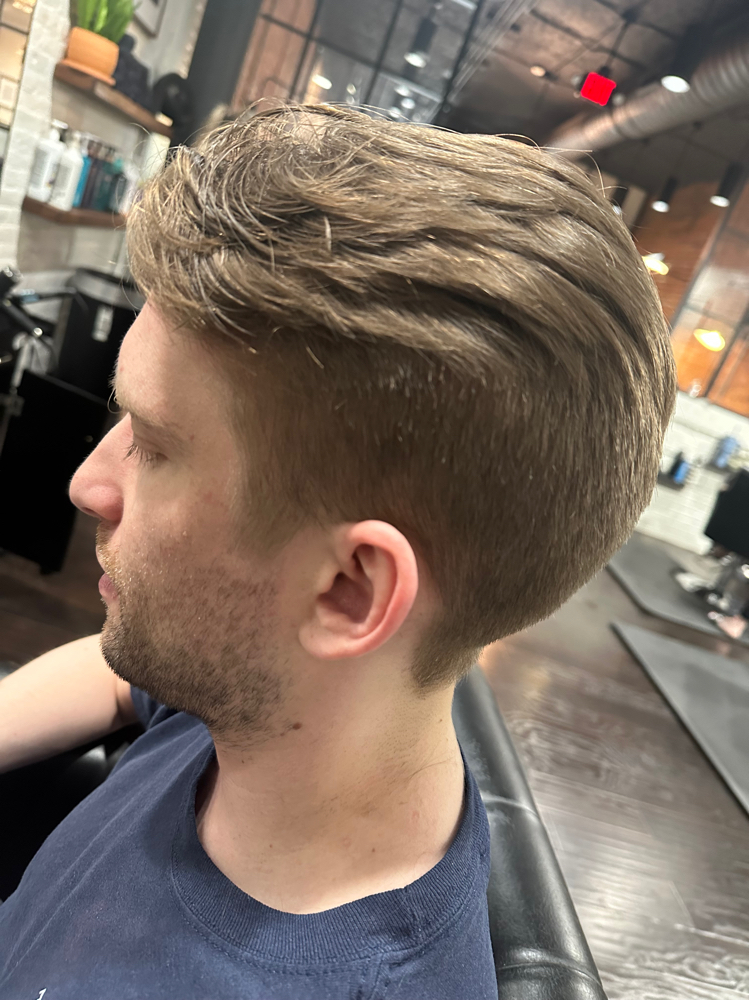 CLIPPER CUT/WASH at Hailee Gullett in Bellefonataine, OH