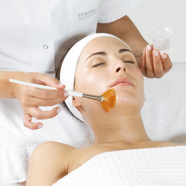 Deluxe Peeling Facial