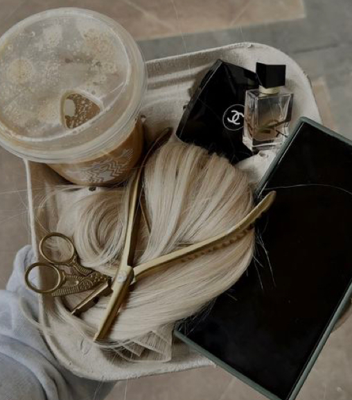 Hand Tied Extension Consultation