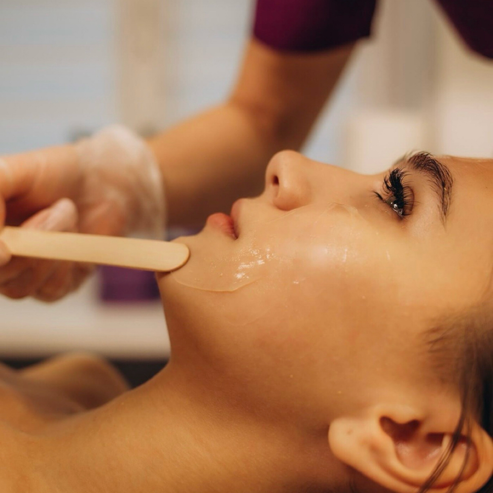 Chin Wax at Jessica Broussard in Welsh, LA
