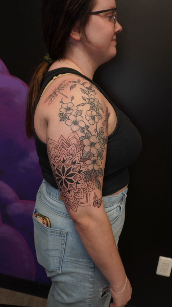 Half Sleeve- Black And Gray Shading