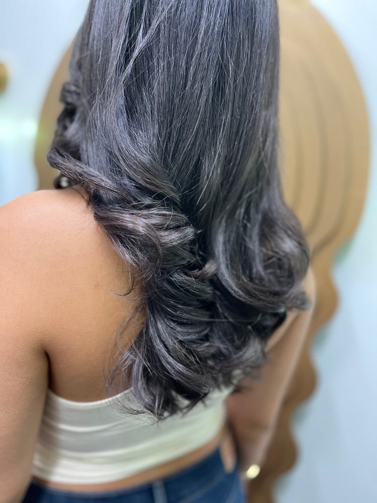 BLOWOUT & STYLING