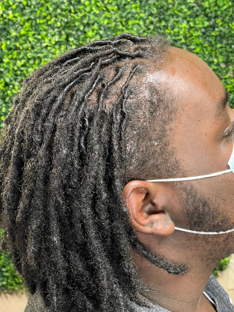 Locs Retwist Regular Size (12mos>)