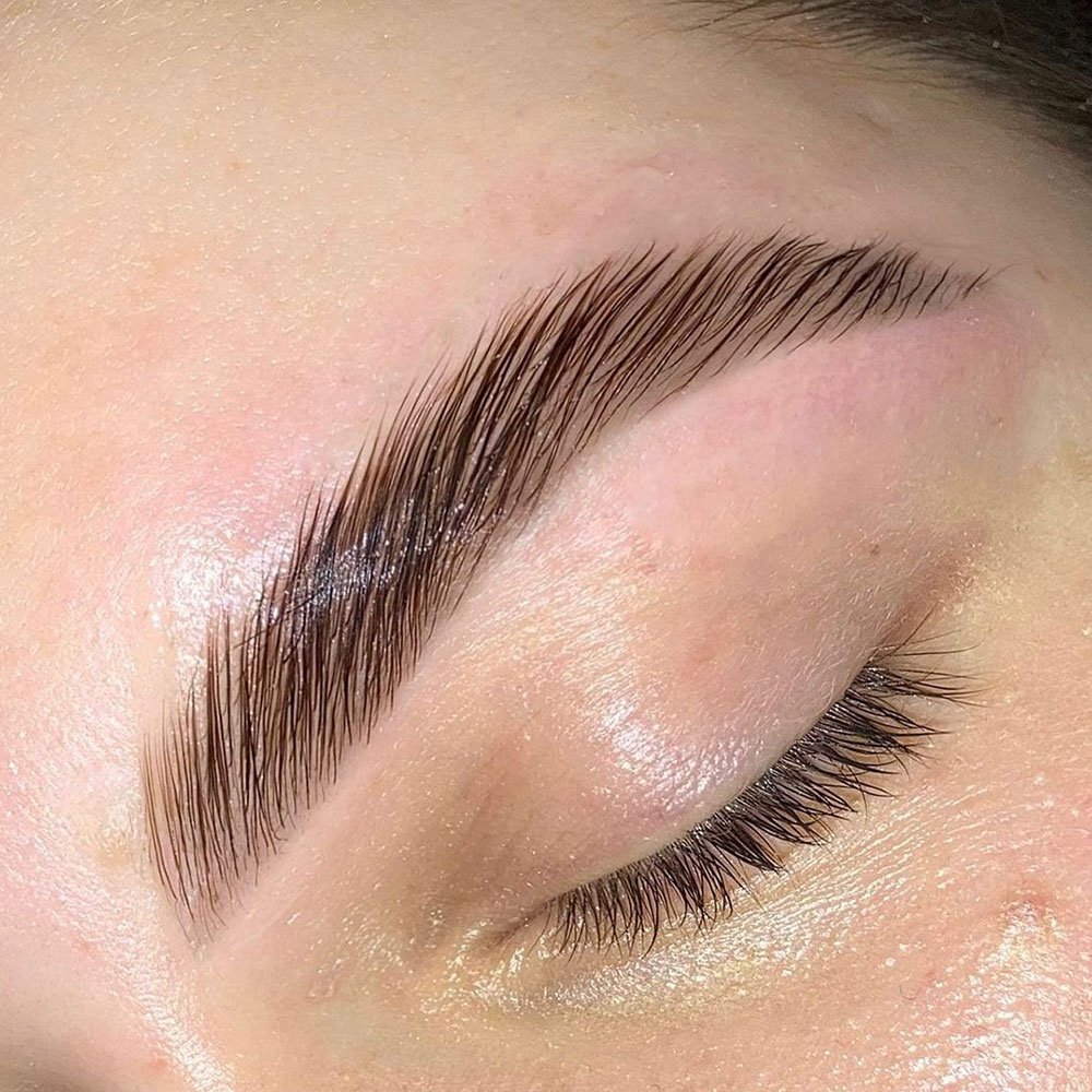 Brow Lamination With Tint