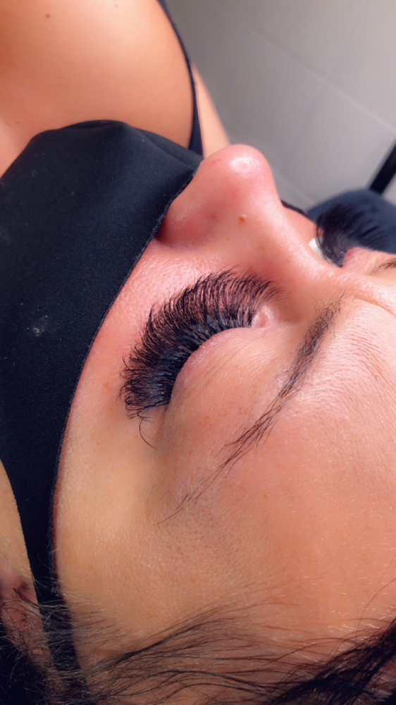 Chic Mega Volume Lash Fill