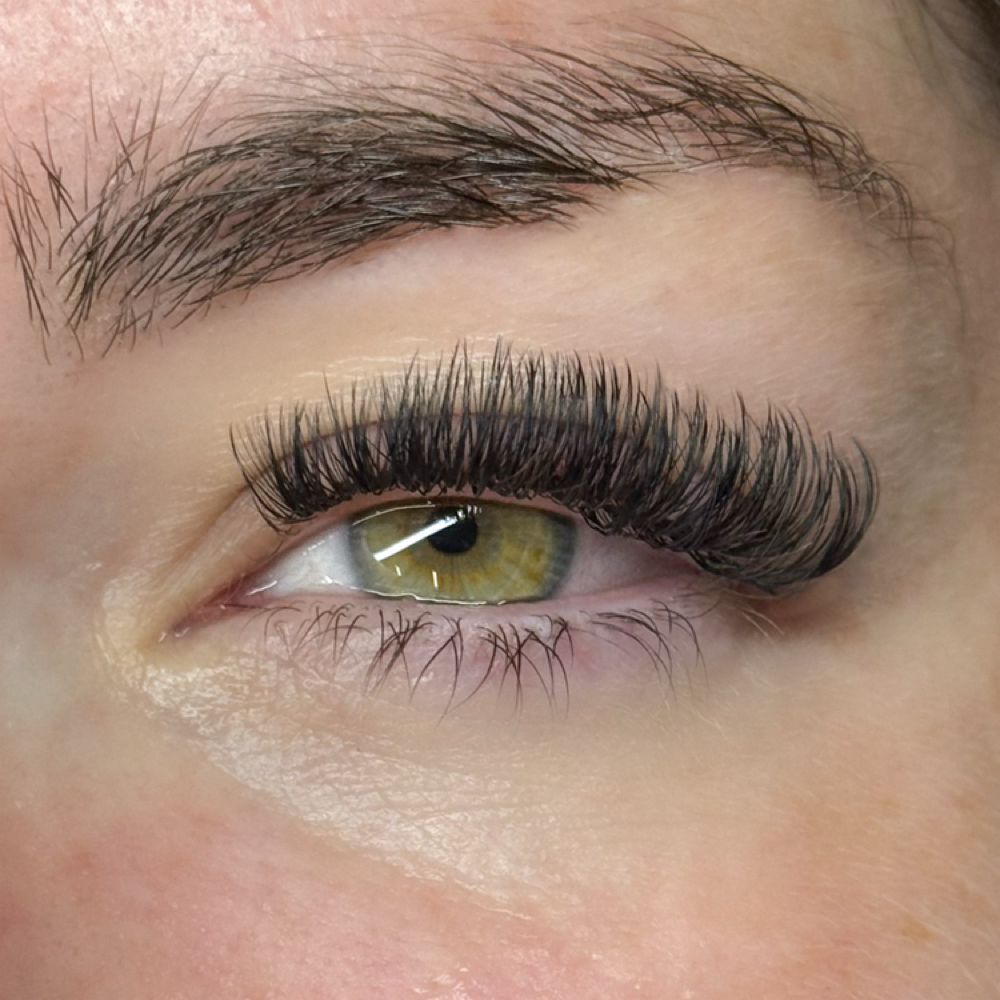 Hybrid Full Set at Damante Esthetics in Lake Park, FL