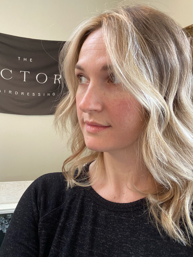 Face Frame Highlight! Money Piece.