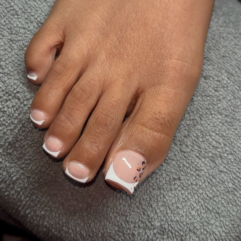 Frenchtip acrylic on big toe Only at Yamila.cosmetics in Hubert, NC