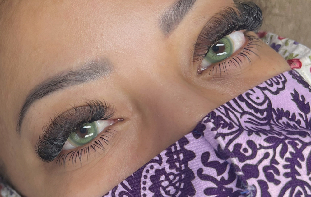 Bottom Lash Extensions