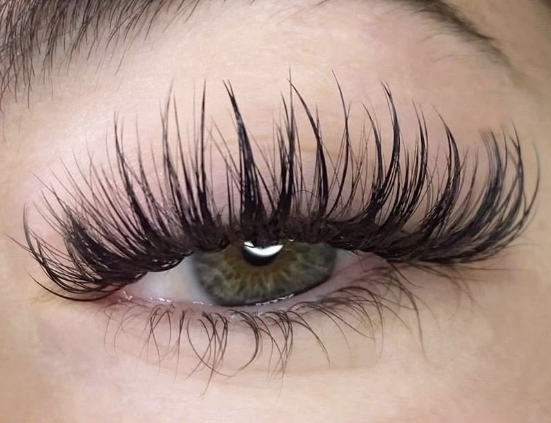 Hybrid Lashes