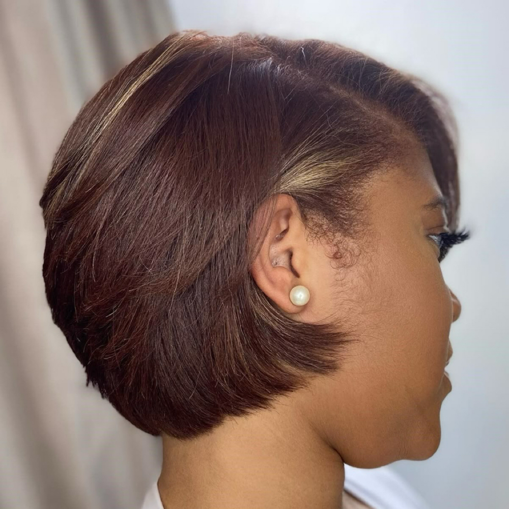 Signature Specialty Set at Pearls Beauty Studio in Lexington, KY