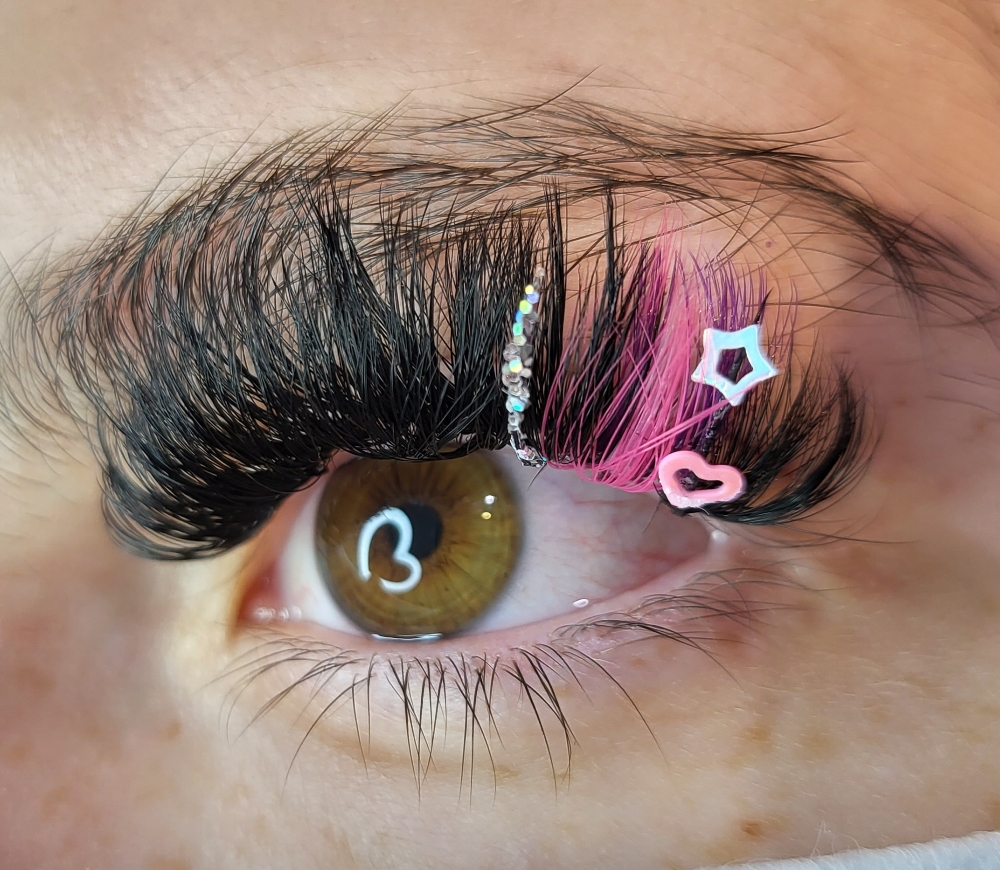 Add Lash Charm One On Each Eye