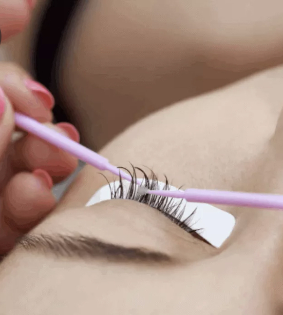 Lash Remove and Wash