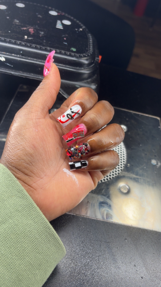 Fill Short/Medium at Pretty Boujie in Akron, OH