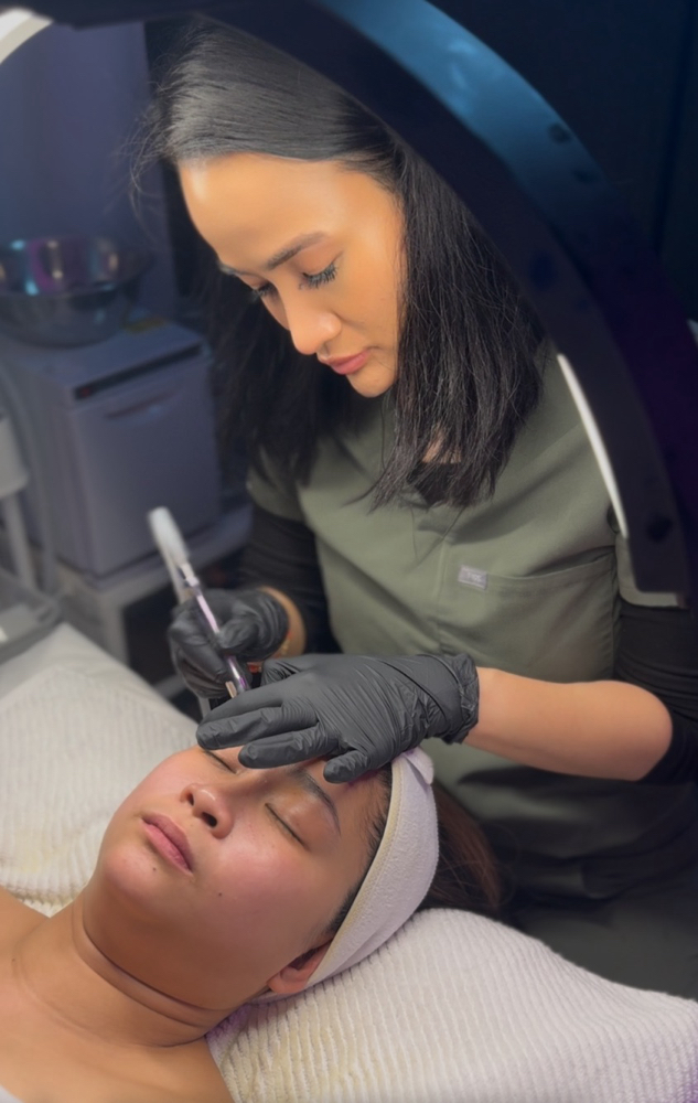 Ultimate Glow Facial Deluxe