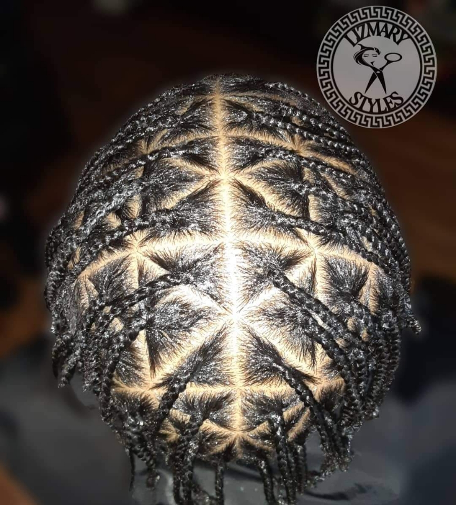 Manbun Single Plaits (Small)