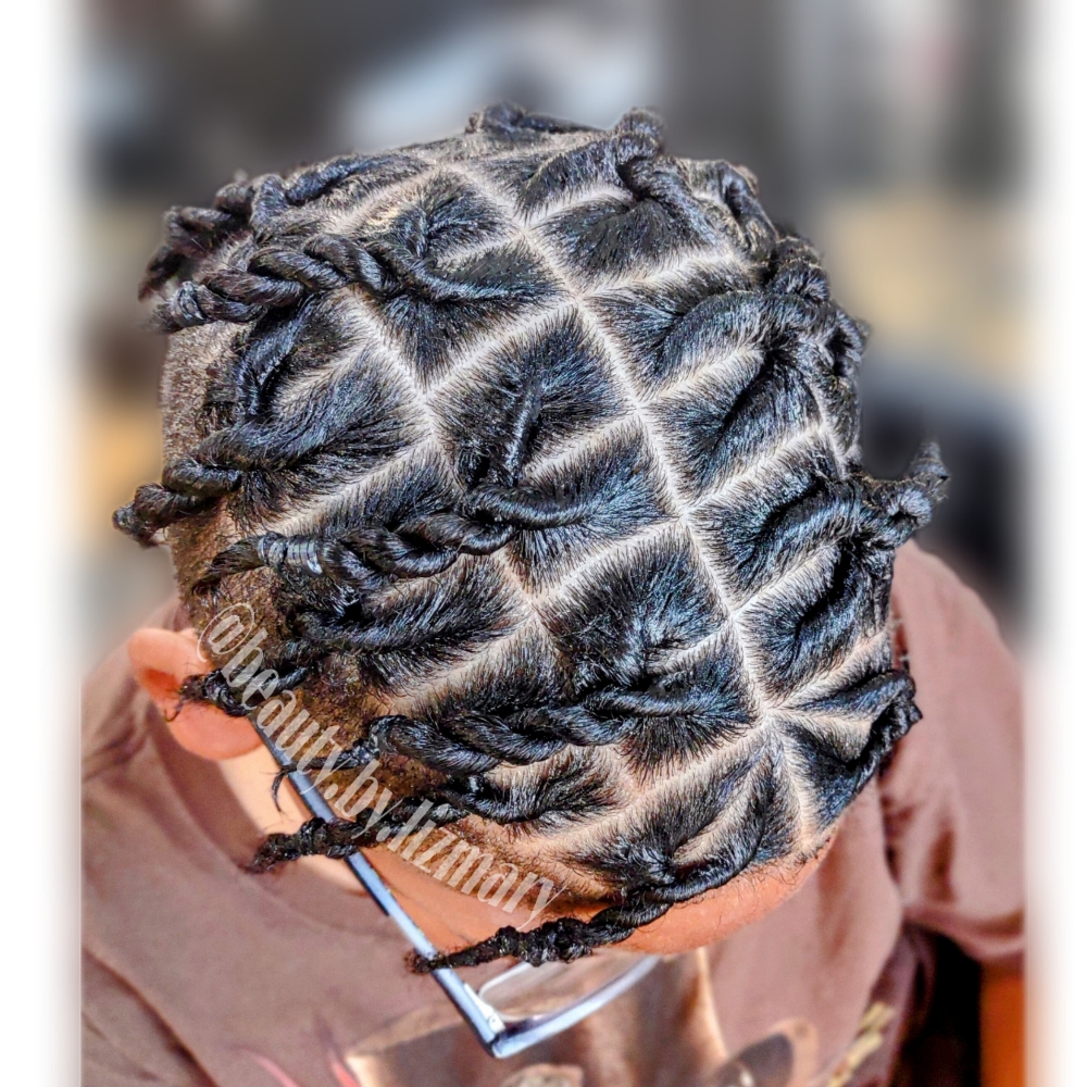 Manbun Double Strand Twist (Medium)