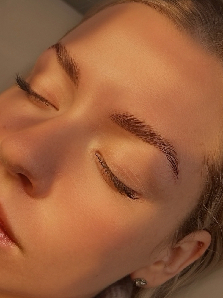 Brow Lamination + Tint