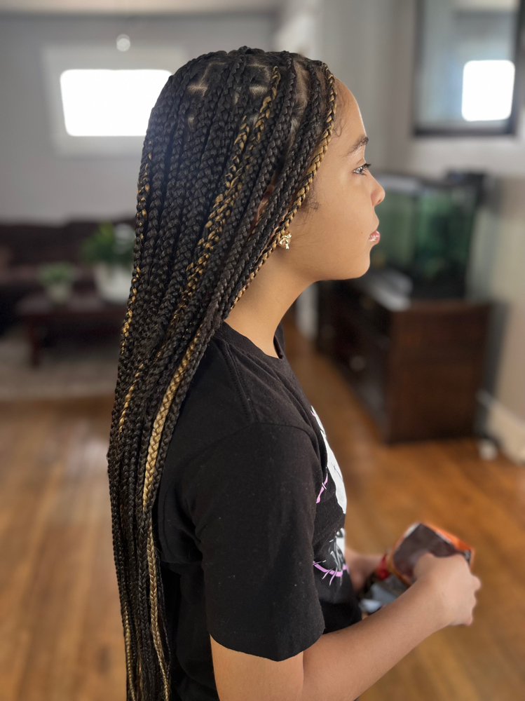 Medium Knotless (butt length)
