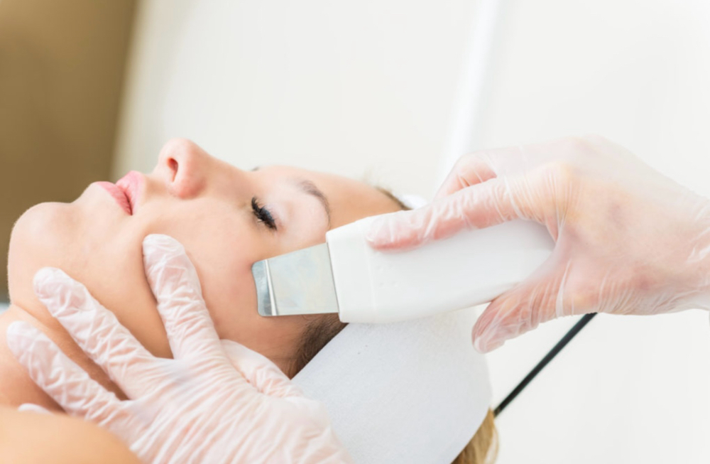Ultrasonic Facial
