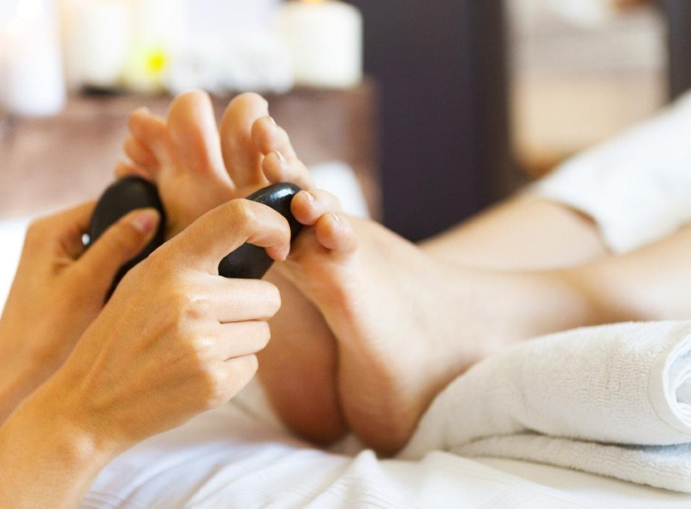 Heated Volcanic Luxury Spa Pedicure