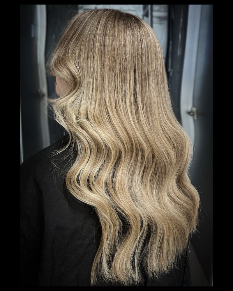THE ALL OVER BLONDE