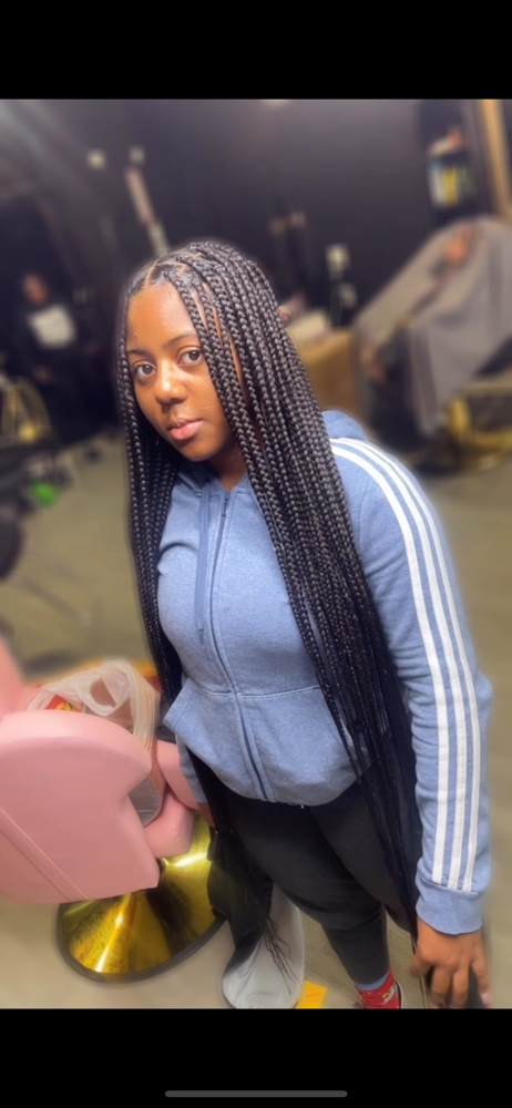 Large Knotless at Bre The Braider in Hazelwood, MO
