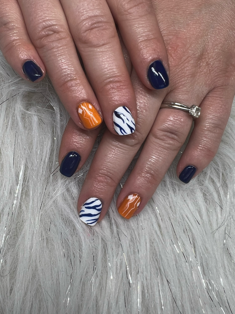 Gel Mani W/Nail Art