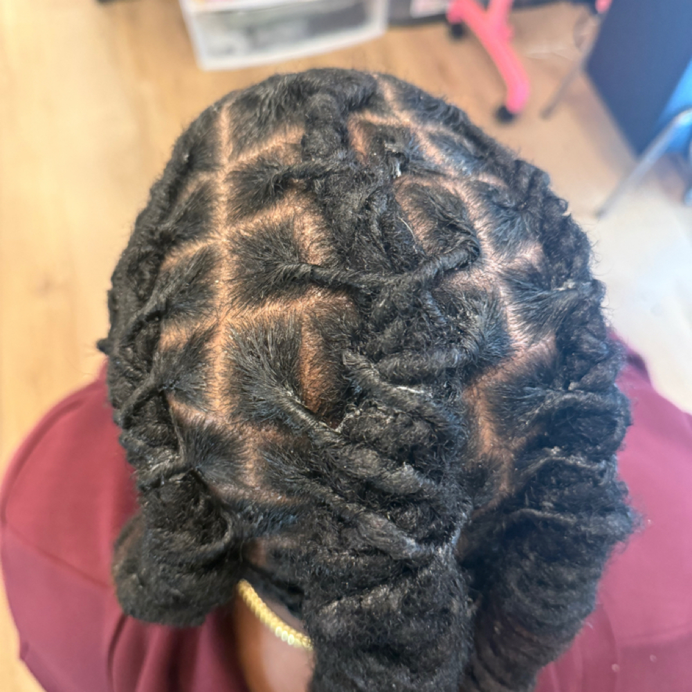 Loc And Loaded at Perpetual Growth Braiding Salon By Neataylalycana in Topeka, KS