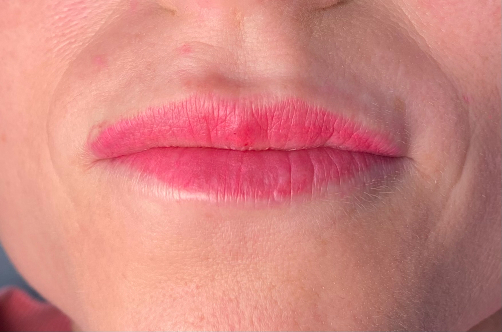 Lip Blushing