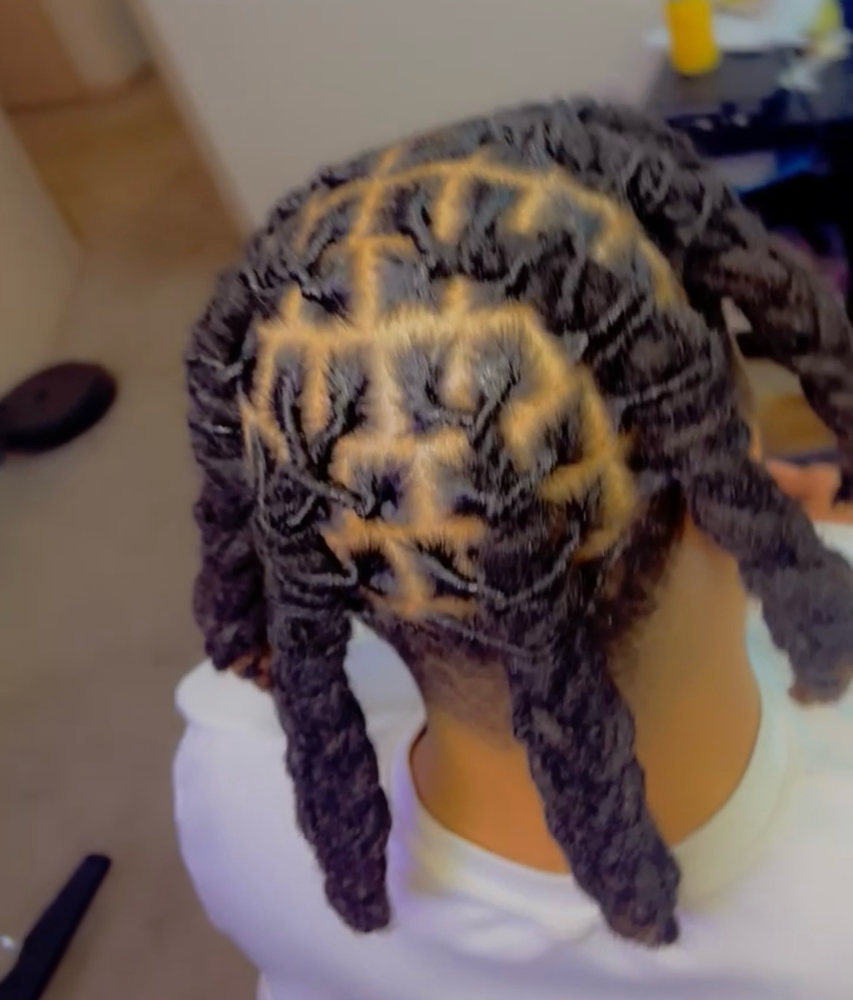 Loc Retwist +style (Regular Sized) at Nays Beauty Parlor in Warrensbug, MO
