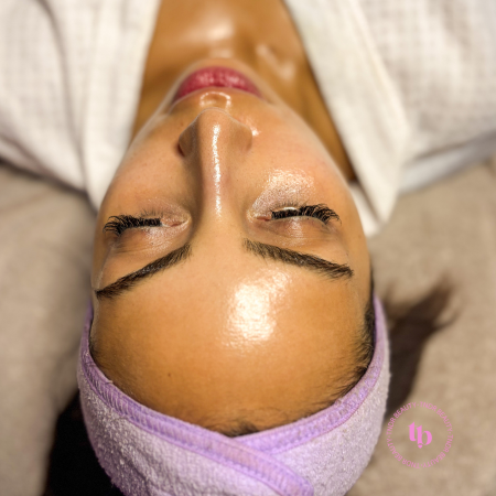 THE GLASS SKIN FACIAL